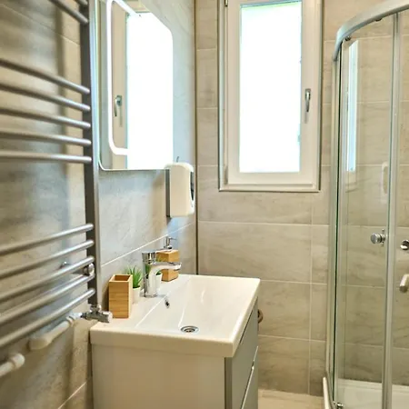 Mau Alezzi Apartament Năvodari