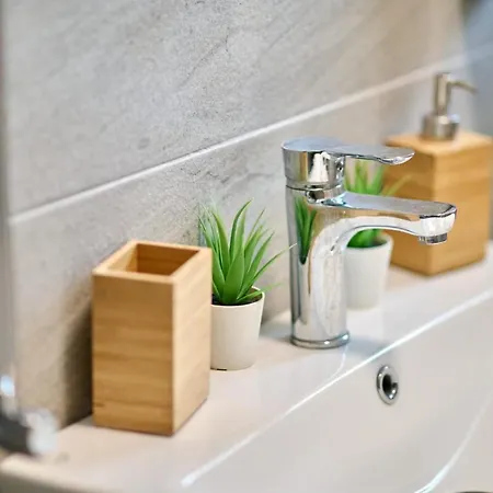 Mau Alezzi Apartament Năvodari